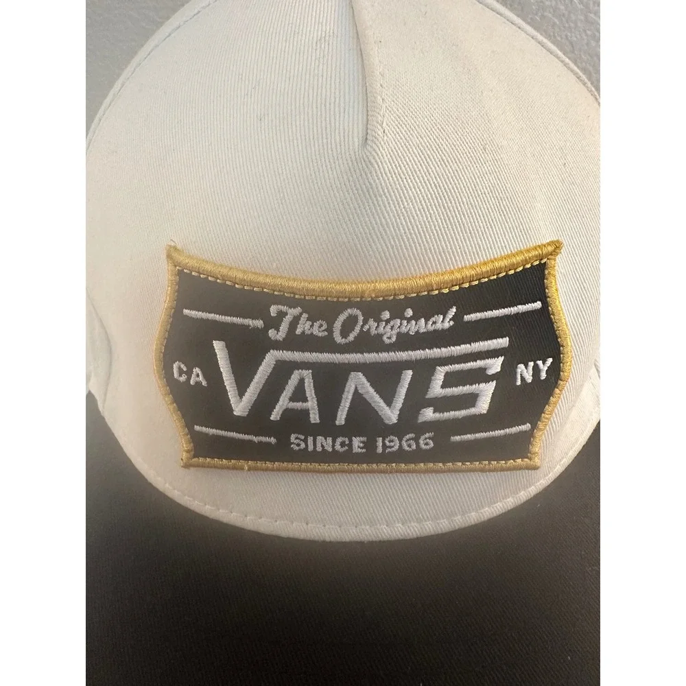 Vans Mens‎ White Black Embroidered Patch Snapback Hat OSFA